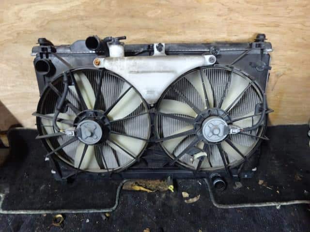 [Used]Radiator TOYOTA Mark X 2005 DBA-GRX120 1640031370 - BE FORWARD ...