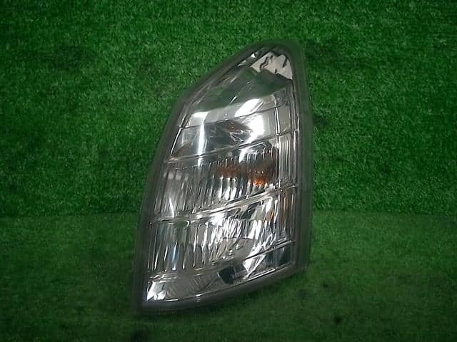 Used]Left Side Marker Light NISSAN X-Trail 2002 TA-NT30