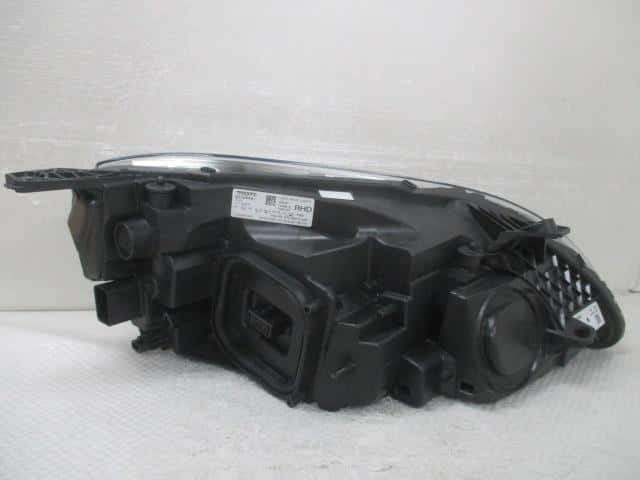 [Used]Left Headlight VOLVO Volvo 40 series 2016 DBA-MB4154T 32228481 ...