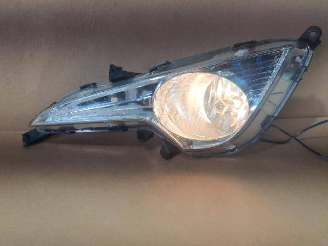 Used] Left Fog Light HYUNDAI i40 Salon 2012 922013Z150 - BE FORWARD Auto  Parts