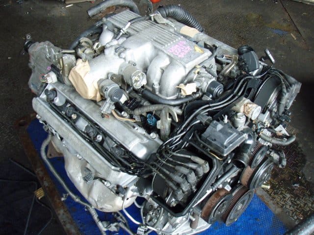 UCF20 セルシオ後期エンジン 愛し合う コンピューター ECU 89661