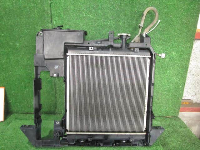 Used Radiator Daihatsu Hijet Atrai 2009 Aba S331g 16400b2290 Be