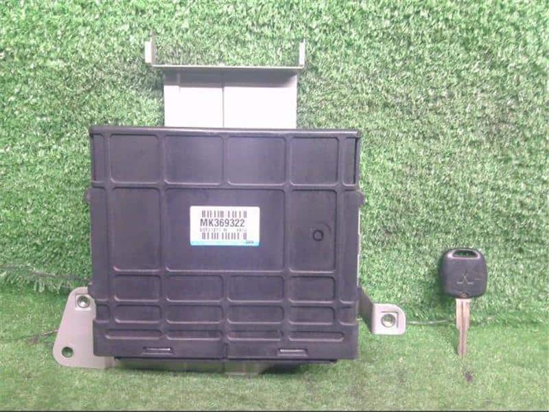 エンジンコンピューター ECU MK369064 （MK369405 E6T01072 OEM 