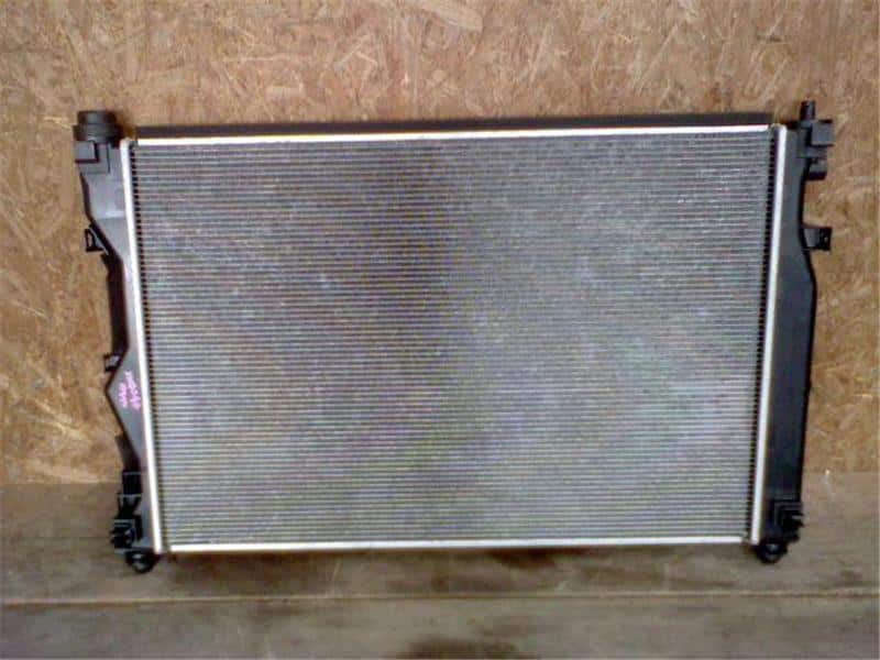 [Used]Radiator TOYOTA Crown 2021 6AA-AZSH20 1640031B60 - BE FORWARD ...