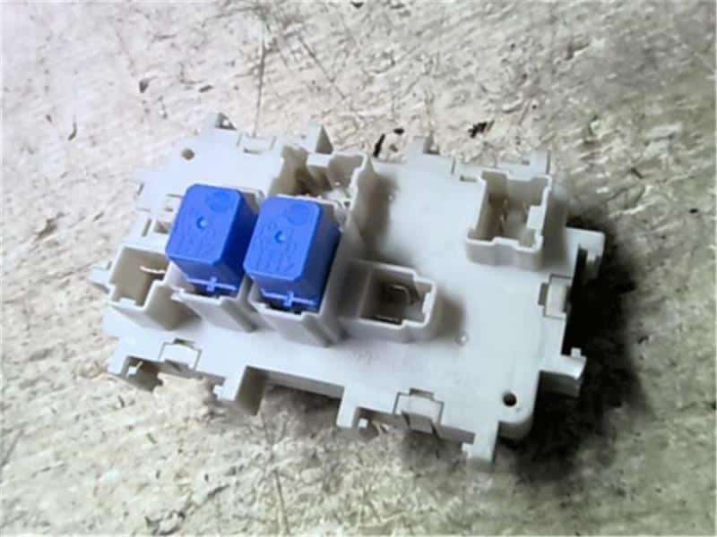 [Used]Fuse Box NISSAN Serena 2009 DBAC25 BE FORWARD Auto Parts