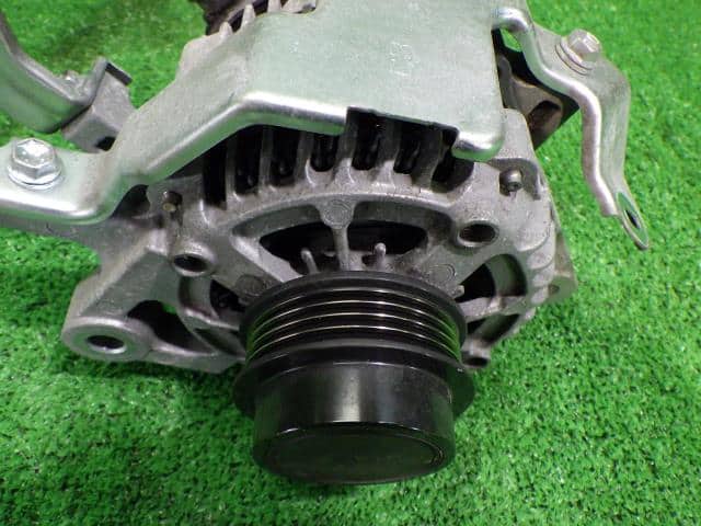 [Used]Alternator TOYOTA Spade 2015 DBA-NSP141 2706047270 - BE FORWARD ...