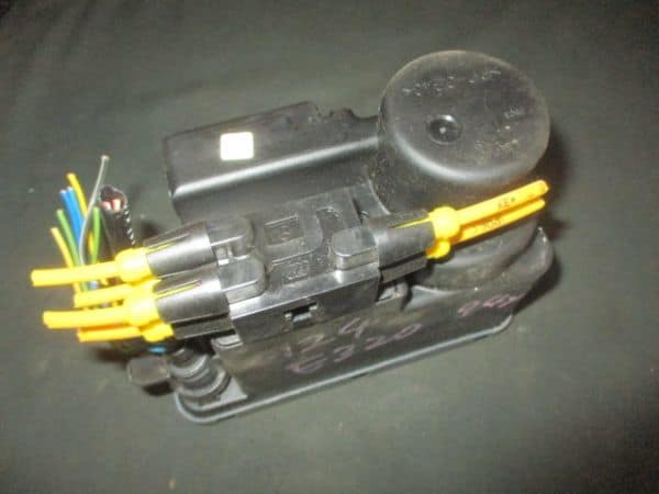 MB-124-E220リサイクルボデー販売 Mercedes-Benz W124 Sedan C124 Coupe Rear Parcel Shelf Speaker