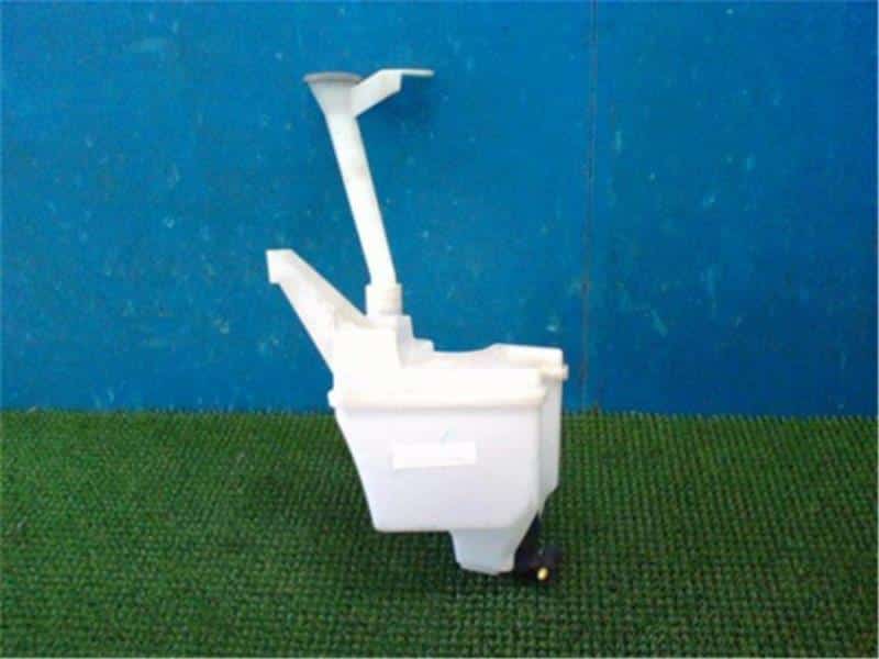 [Used]Windshield Washer Reservoir Tank NISSAN JUKE 2010 CBANF15