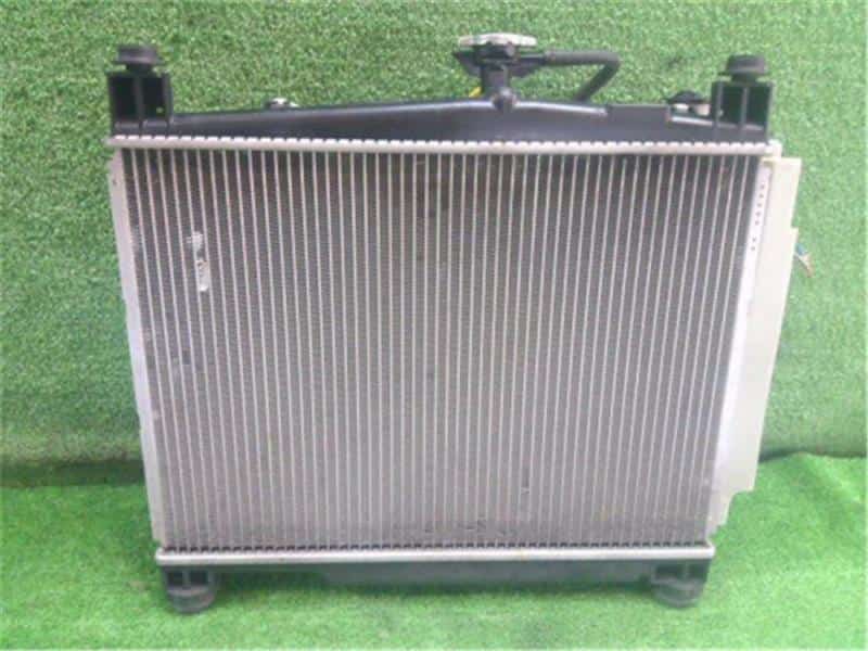 [Used]Radiator TOYOTA Vitz 2002 UA-SCP10 1640023091 - BE FORWARD Auto Parts