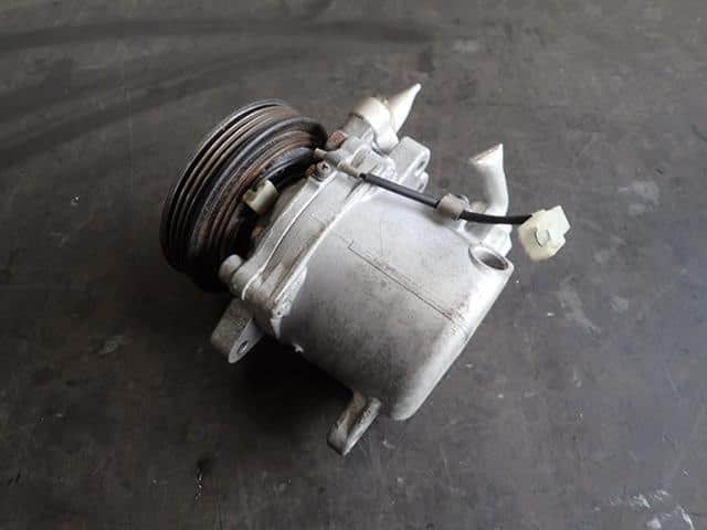 used-a-c-compressor-subaru-pleo-2006-ta-ra2-73111ke015-be-forward