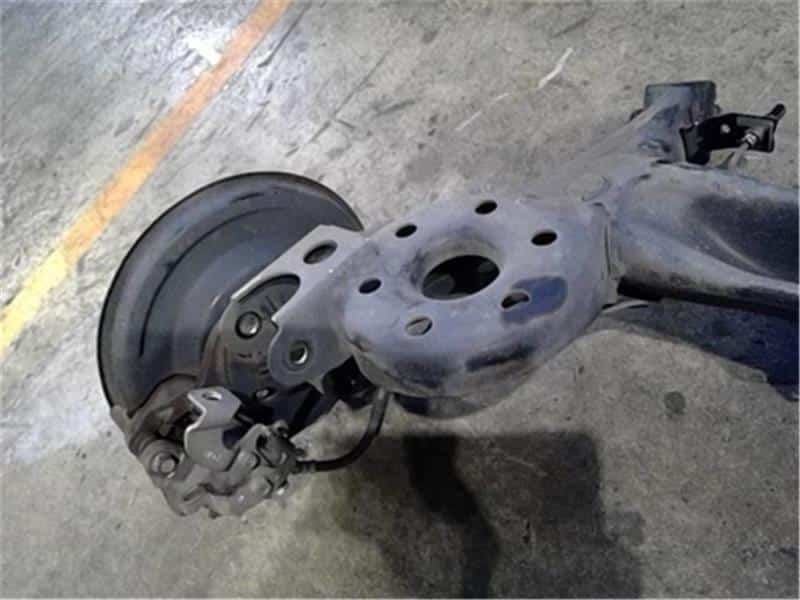 [Used]FR Axle Beam Assembly TOYOTA Prius 2012 DAAZVW30 4210112171 BE