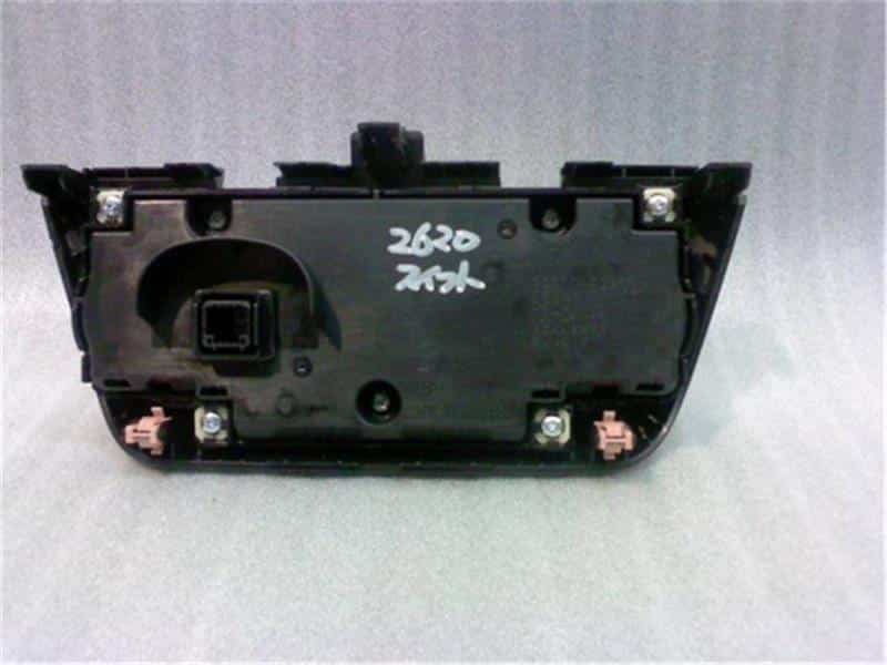 [Used]Suzuki Genuine Swift ZD53S airconditioner switch panel 39510
