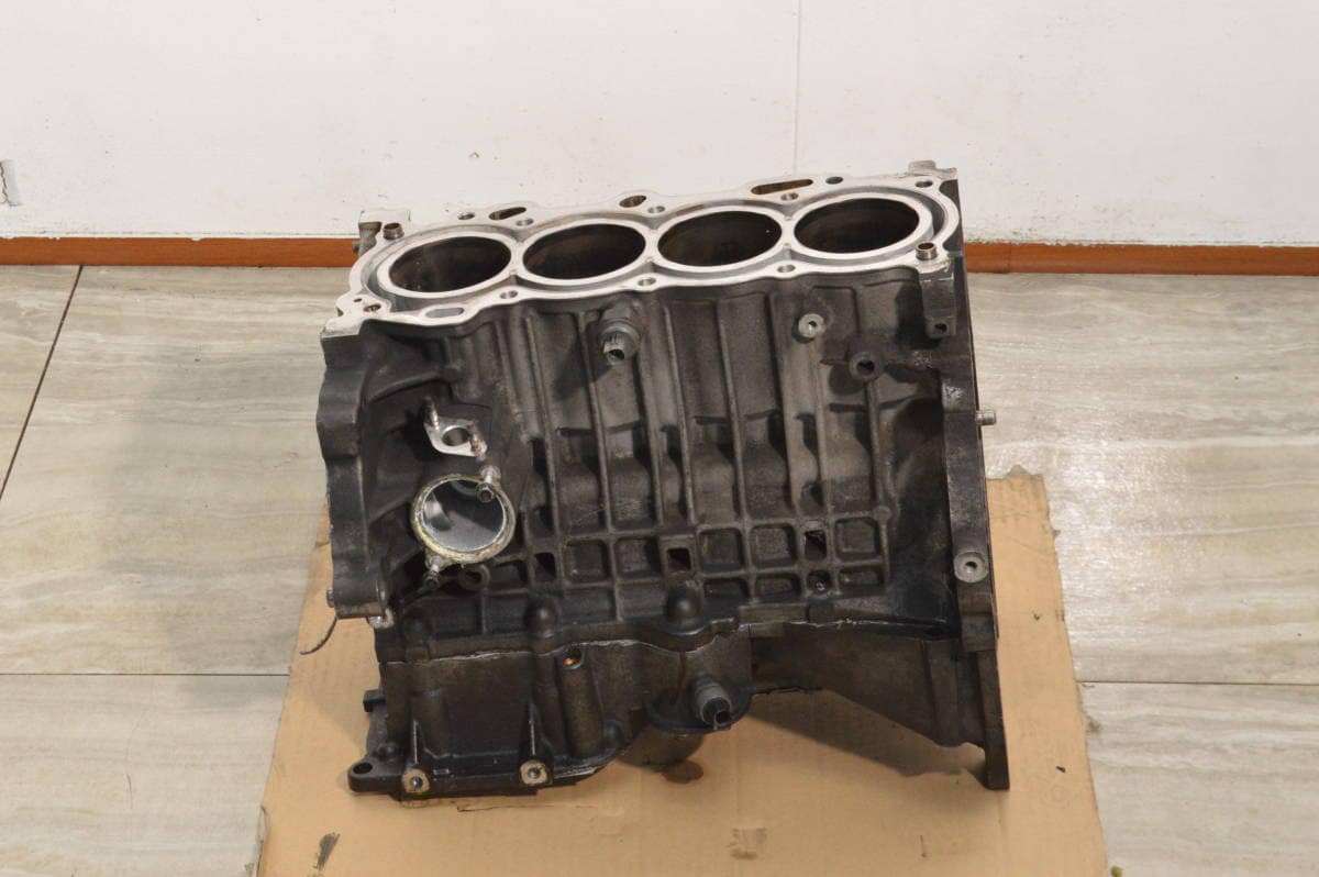 [Used][ product] The Toyota ZZW30 MRS Genuine 1ZZFE engine block