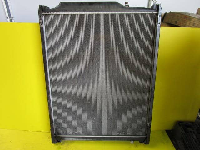 [Used]Radiator Mitsubishi Fuso Fuso tractor 2014 QKG-FP54VER ME417695 ...