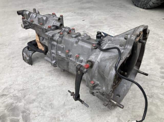 Used]Manual Transmission SUZUKI Cappuccino 1992 E-EA11R 2470082C01