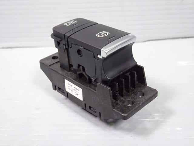 rooxさま Used]Switch NISSAN Roox 2021 4AA-B48A 251756CA0A - BE