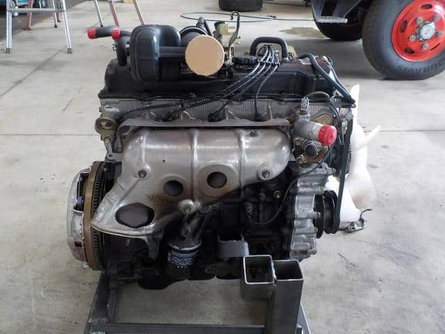 [Used]1R-ZE Engine TOYOTA Hilux 1998 GA-RZN147 1900075370 - BE FORWARD ...