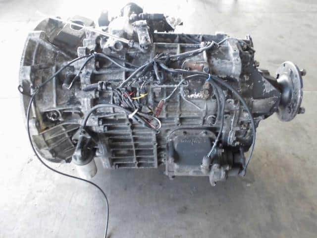 郵送買取 新品5台以上送料無料キャンペーン中！！  Used]Manual Transmission CAR LARGESIZE NISSAN UD UD NISSAN その他