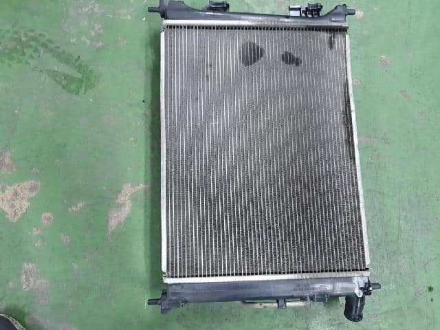 [Used] Radiator KIA Rio 2012 7562586-01 - BE FORWARD Auto Parts