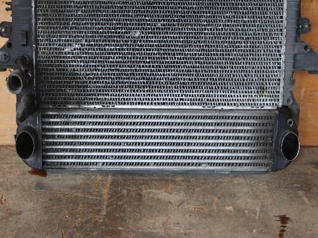 [Used] Radiator LAND ROVER Range Rover 2008 - BE FORWARD Auto Parts