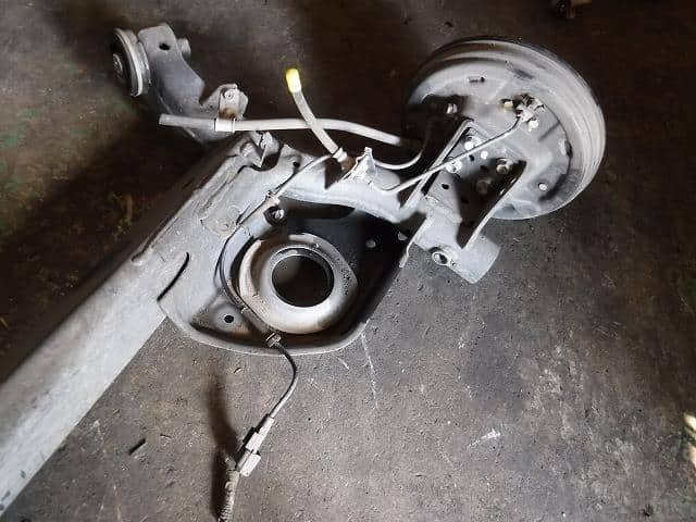 [Used]Rear Axle Beam Assembly NISSAN Note 2014 DBA-E12 555013VA0A - BE ...