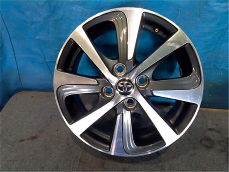 [Used]Wheel TOYOTA Aqua 2018 DAA-NHP10 4261152C50 - BE FORWARD Auto Parts
