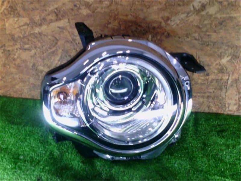 Used]Right Headlight SUZUKI Hustler 2015 DAA-MR41S - BE FORWARD