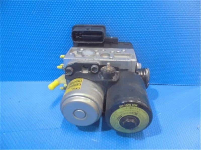 [Used]ABS Control Module TOYOTA Alphard 2003 ZAATH10W 4405058040 BE