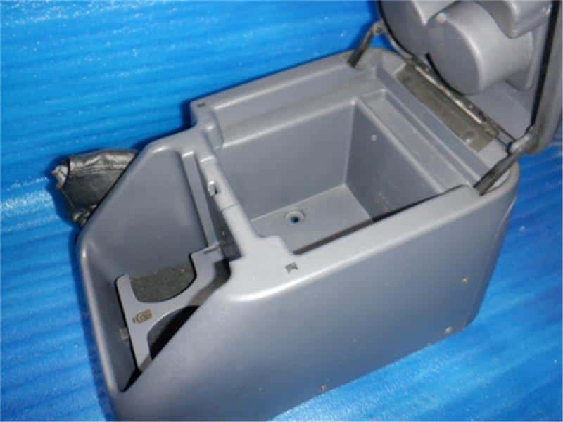 [Used]Console Box TOYOTA Land Cruiser Prado 1998 KD-KZJ95W - BE FORWARD ...