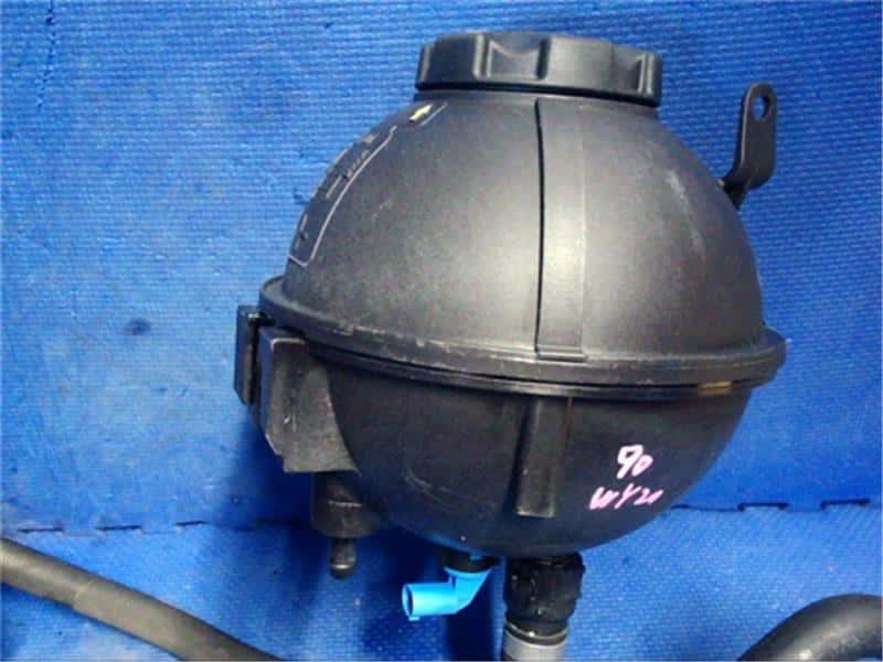 [Used]Coolant Reservoir Tank BMW X3 2015 LDAWY20 BE FORWARD Auto Parts