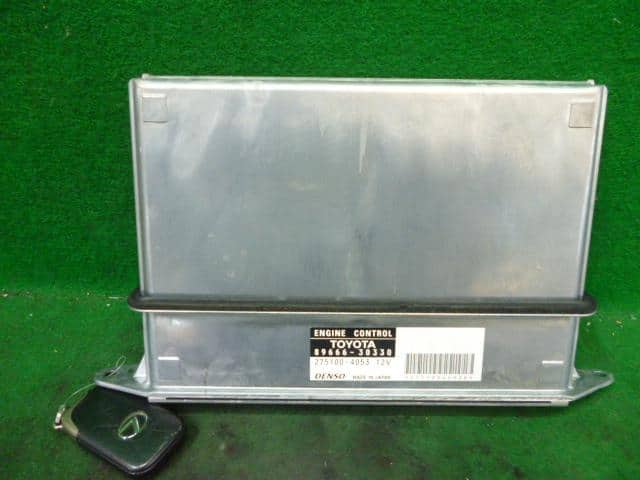 Used]Engine Control Unit TOYOTA Lexus gs 2006 DBA-GRS191 