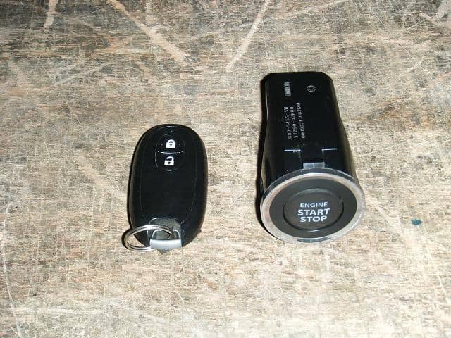 [Used]Keyless Entry Remote Control Key SUZUKI Wagon R 2012 DBA-MH34S ...