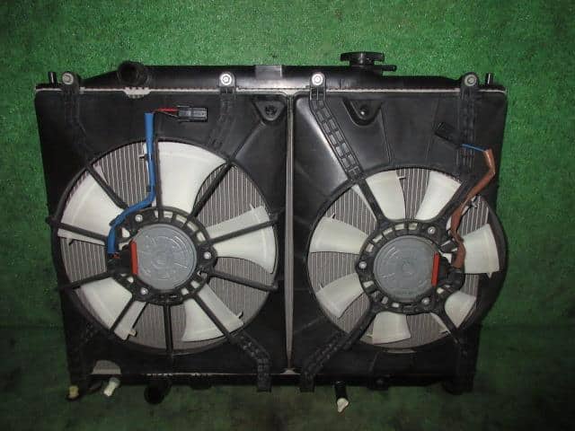 [Used]Radiator HONDA Step Wagon 2009 DBA-RK5 19010R0AJ01 - BE FORWARD ...