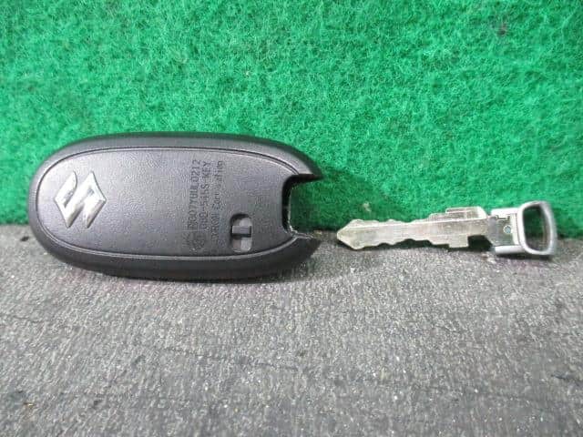 [Used]Keyless Entry Remote Control Key SUZUKI Wagon R 2009 DBA-MH23S ...