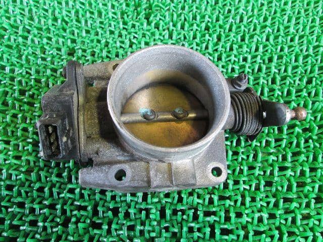 Used Throttle Body VOLVO Volvo 850 E 8B5234W BE FORWARD Auto Parts