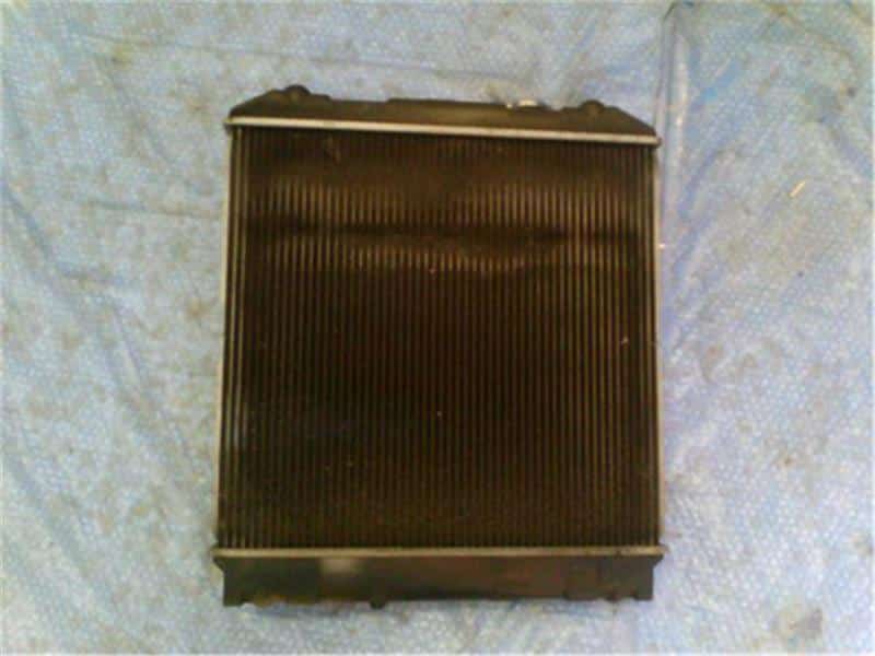 [Used]Radiator ISUZU ELF 2001 KK-NHR69EAV - BE FORWARD Auto Parts