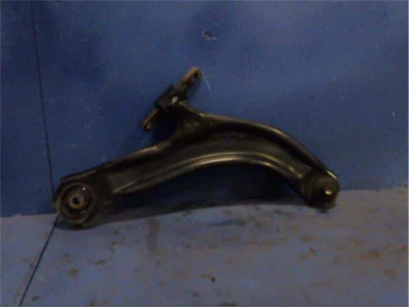 [Used]Front Right Lower Control Arm NISSAN Serena 2009 DBACC25