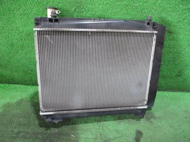 [Used]Radiator TOYOTA Corolla Axio 2014 DBA-NZE161 1640021270 - BE ...