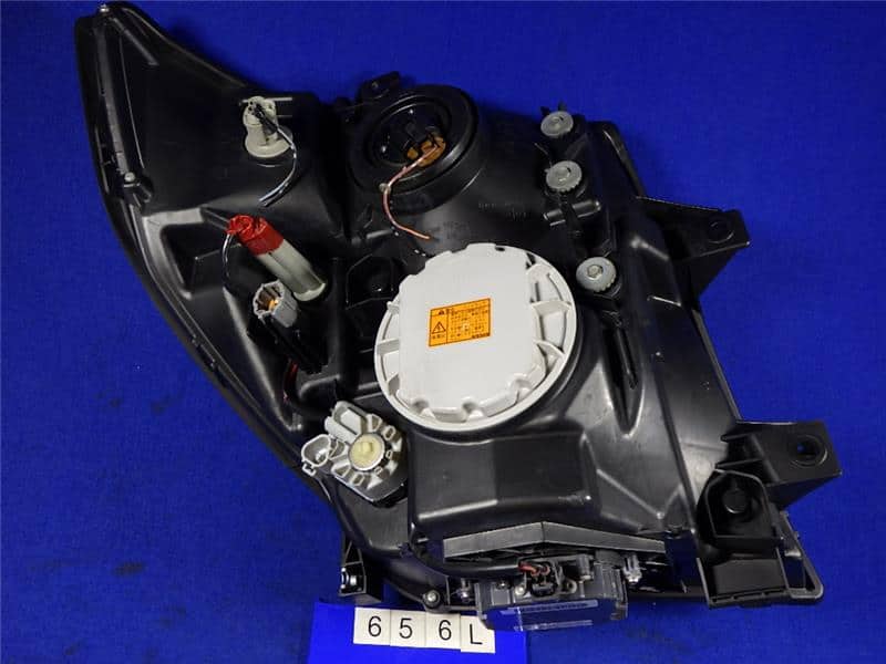 [Used]Left Headlight NISSAN Elgrand 2007 CBANE51 26060WL80B BE