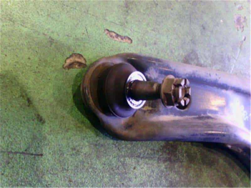 [Used]Front Left Lower Control Arm TOYOTA Ractis 2007 DBA-NCP100 ...
