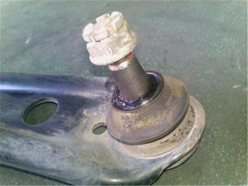 [Used]Front Right Lower Control Arm TOYOTA Ractis 2007 DBA-NCP100 ...