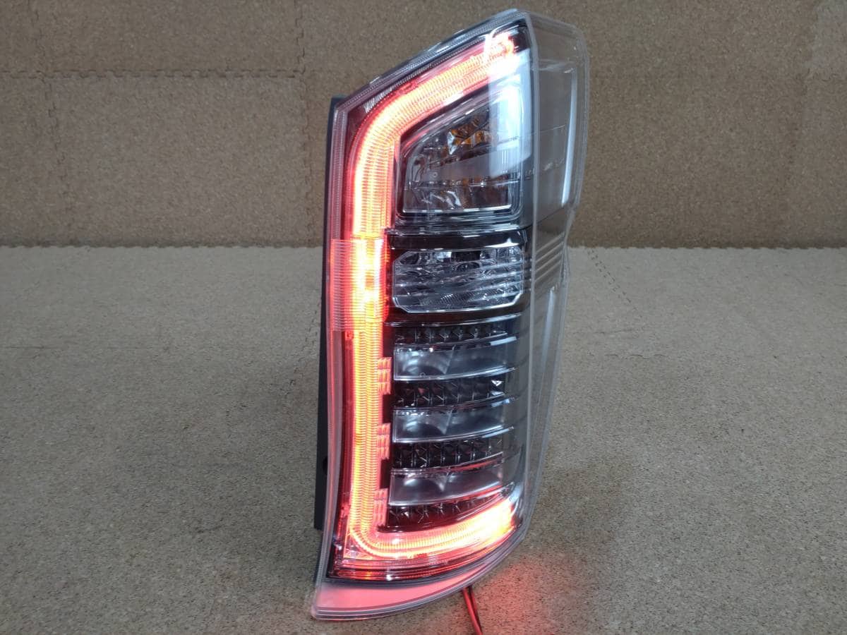 Used]A Honda Step WGN Spada RK5 RK6 Right Tail Lamp LED STANLEY