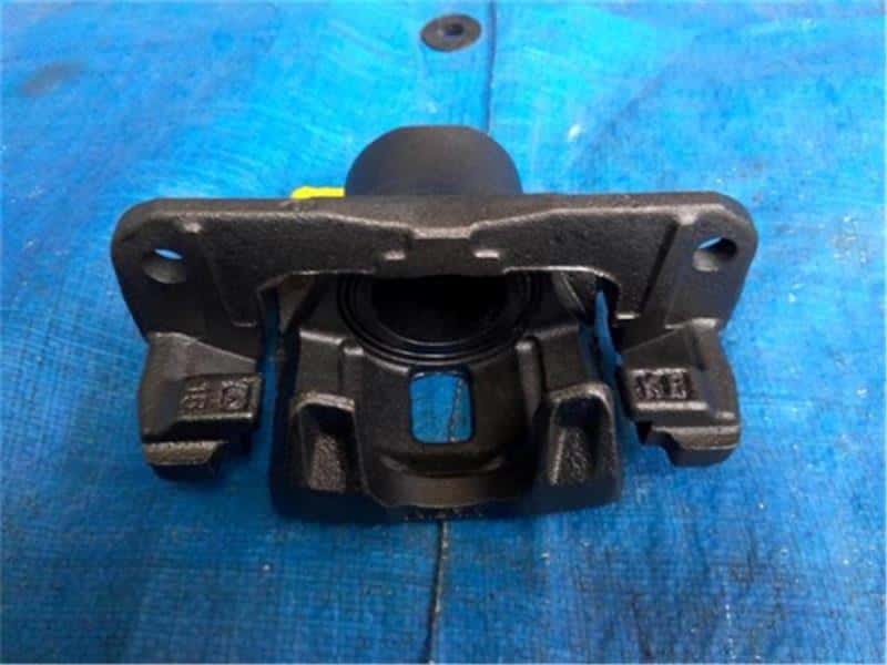 [Used]Front Left Brake Caliper HONDA Life 2005 CBAJB6 45019S2K023 BE FORWARD Auto Parts
