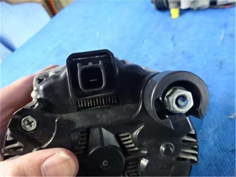 [Used]Alternator HONDA Fit 2017 DBAGK3 311005KK004 BE FORWARD Auto Parts