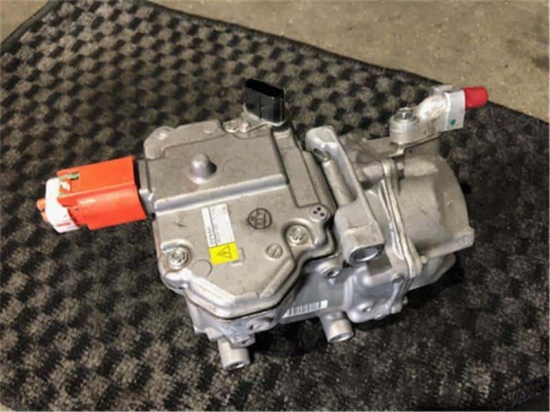 [Used]A/C Compressor TOYOTA Corolla Axio 2022 6AA-NKE165 - BE FORWARD ...