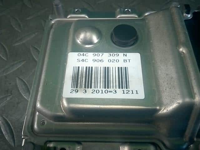 [Used]Engine Control Unit VOLKSWAGEN Up! 2013 DBA-AACHY - BE FORWARD ...