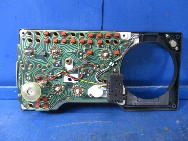Used]Meter NISSAN UD UD NISSAN LARGESIZE CAR 1995 U-CK450HN