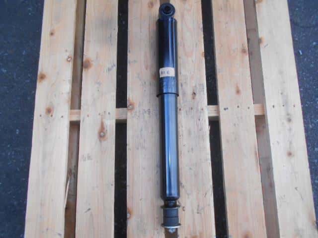 [Used]Rear Right Shock Absorber NISSAN UD UD NISSAN LARGESIZE CAR 2005 ...