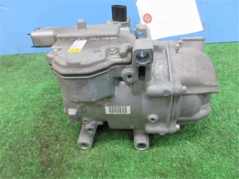[Used]A/C Compressor TOYOTA Corolla Axio 2013 DAA-NKE165 - BE FORWARD ...