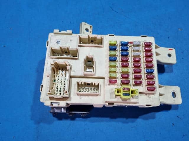 [Used] Fuse Box HYUNDAI Grand Starex 2010 - BE FORWARD Auto Parts